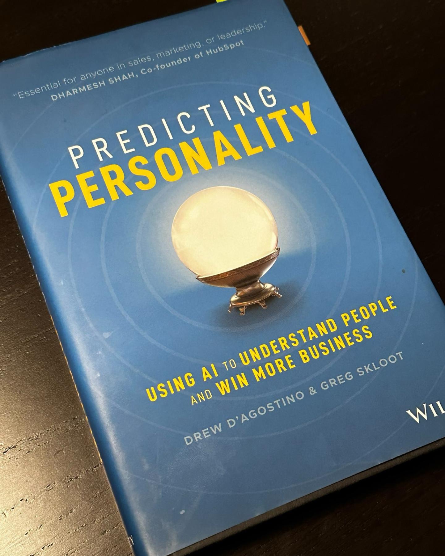 Predicting Personality di Drew D'Agostino e Greg Skoolt
